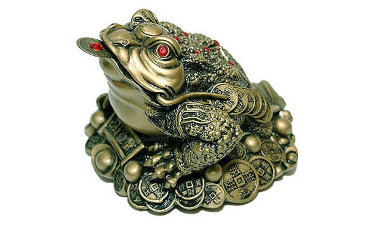 three-legged toad as a good luck amulet