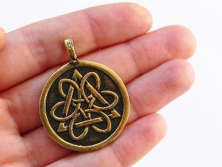 amulet for good luck